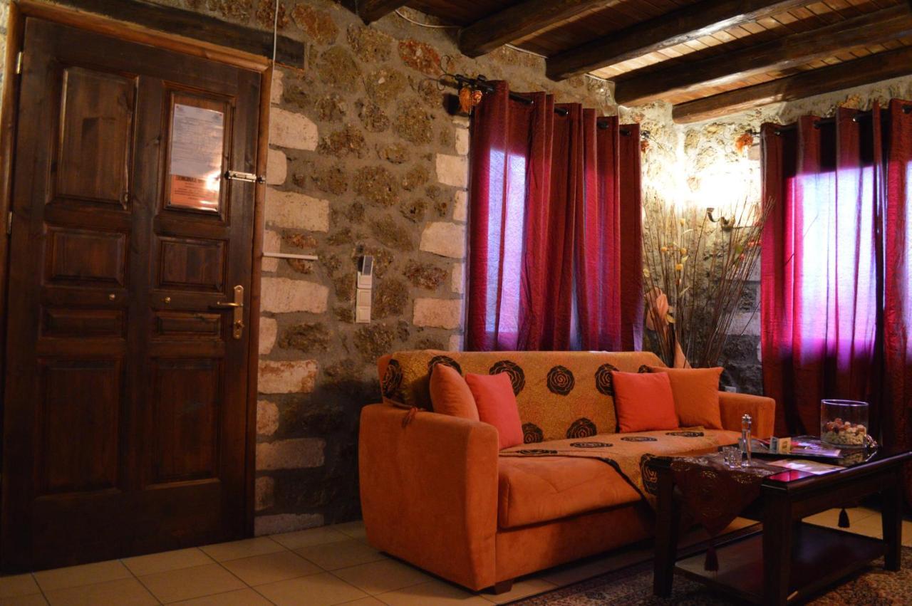 Theasis Suites-Ορεινή Φιλοξενία Kato Sinikia Trikalon 部屋 写真